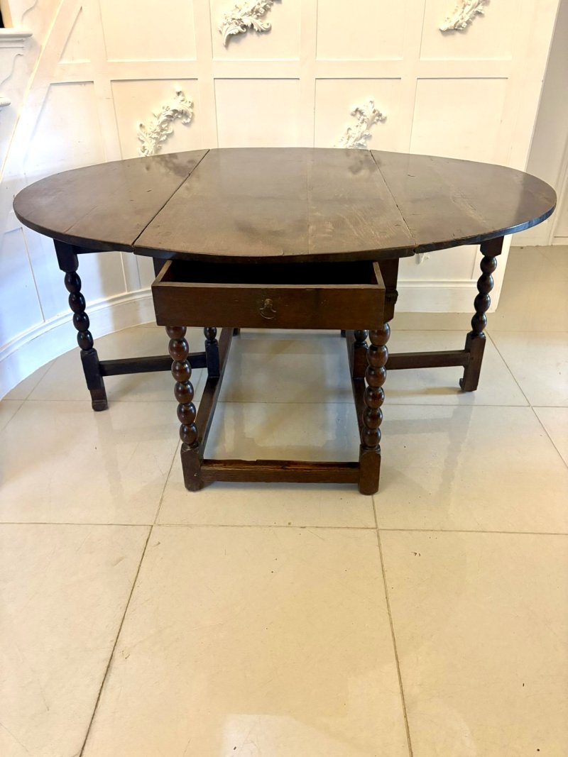 Exceptional Quality Antique 17th Century Oak Gateleg 6 Seater Dining Table with Bobbin Turned Legs - Image 3